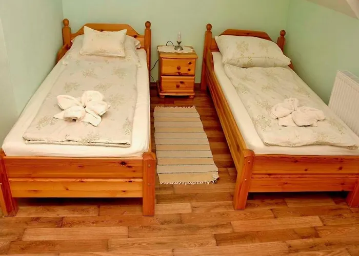 Hatar Csarda Panzio 3*